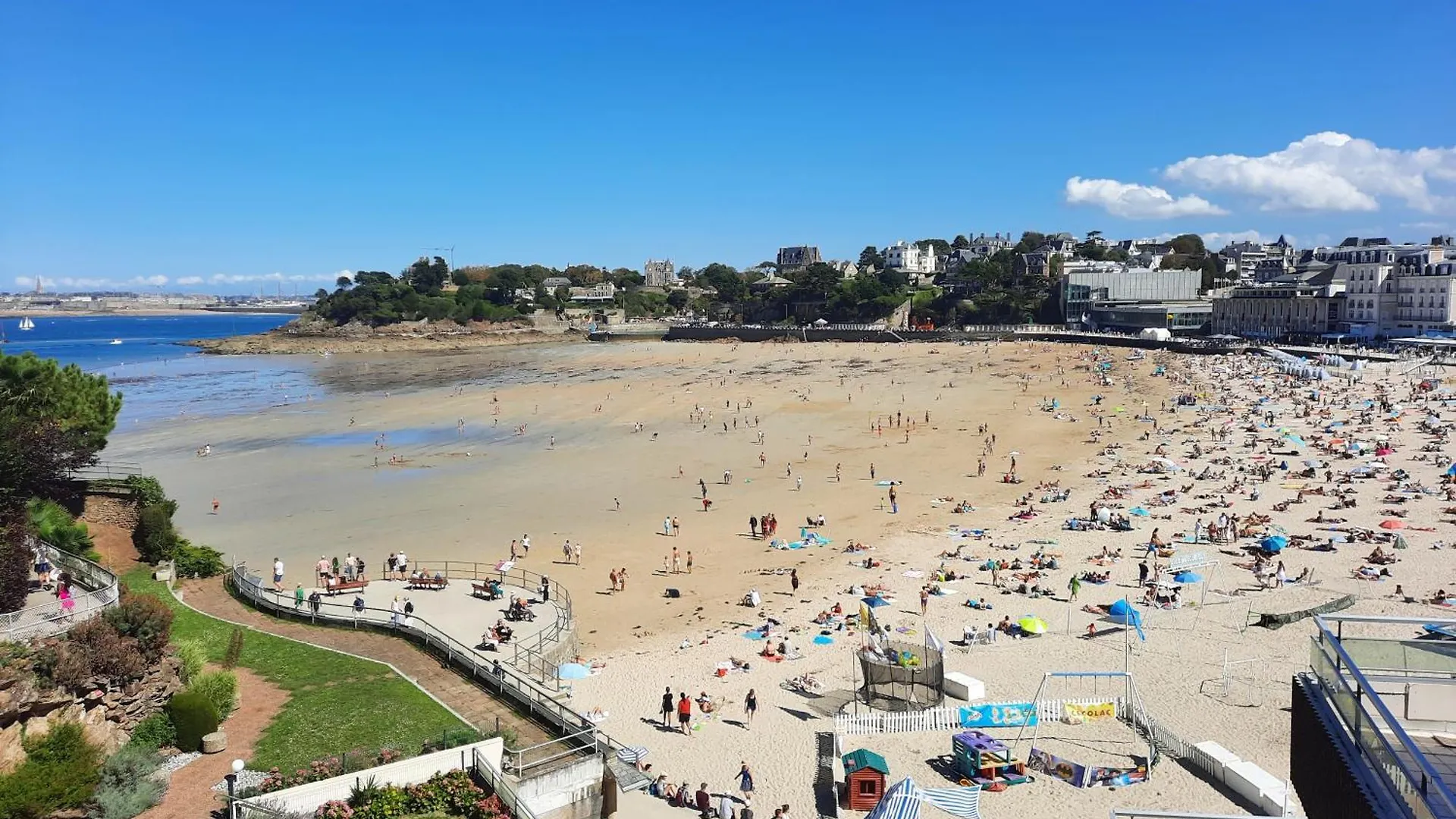 Dinard Apartment 0*,  France