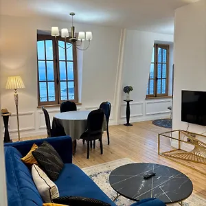  Apartment Le Royal Xix Vue Luxe